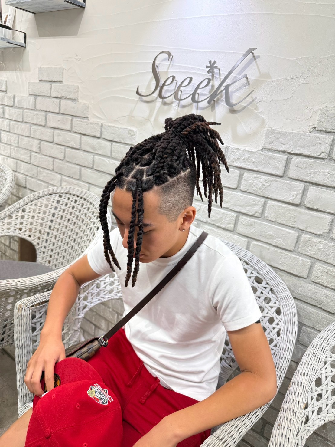 Hair Grande Seeek ブラックヘア デザイン例 11